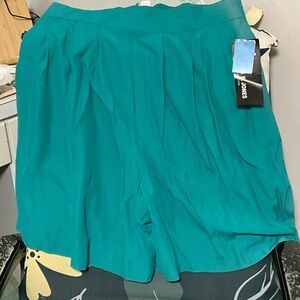 Dressy pleated shorts